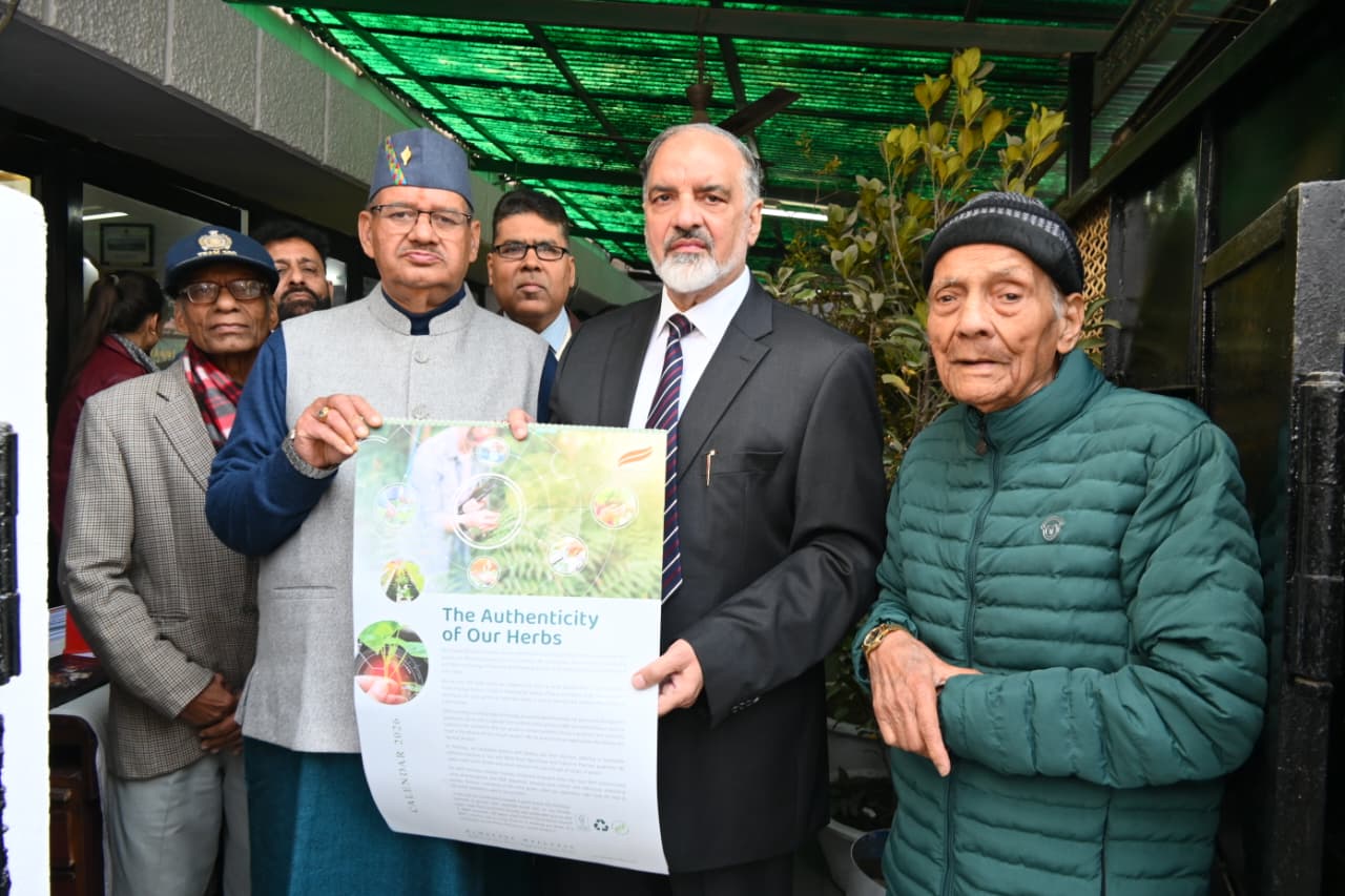 फाइटोकेमिस्ट्री और आयुर्वेद उत्तराखण्ड के विकास के मजबूत आधार: गणेश जोशी